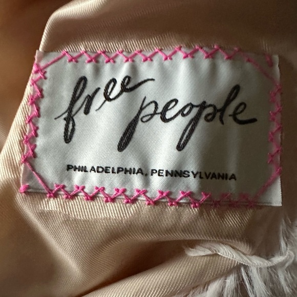 FREE PEOPLE Renata Fur Coat Jacket Mellow Rose Oversized Taylor Swift Size Large - Picture 7 of 8